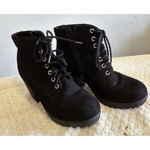 Soda Second Lug Sole Chunky Heel Ankle Bootie Lace up w/Side Zipper Size 7